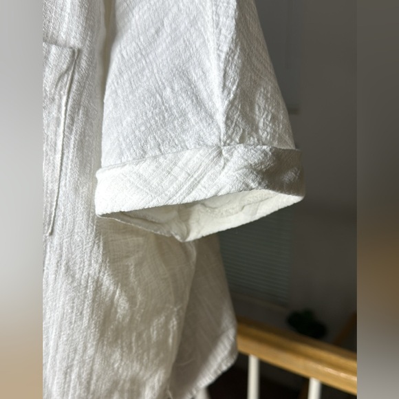 Cotton On White Button Down Shirt Coconut Shell Buttons Size XL EUC - Picture 3 of 7